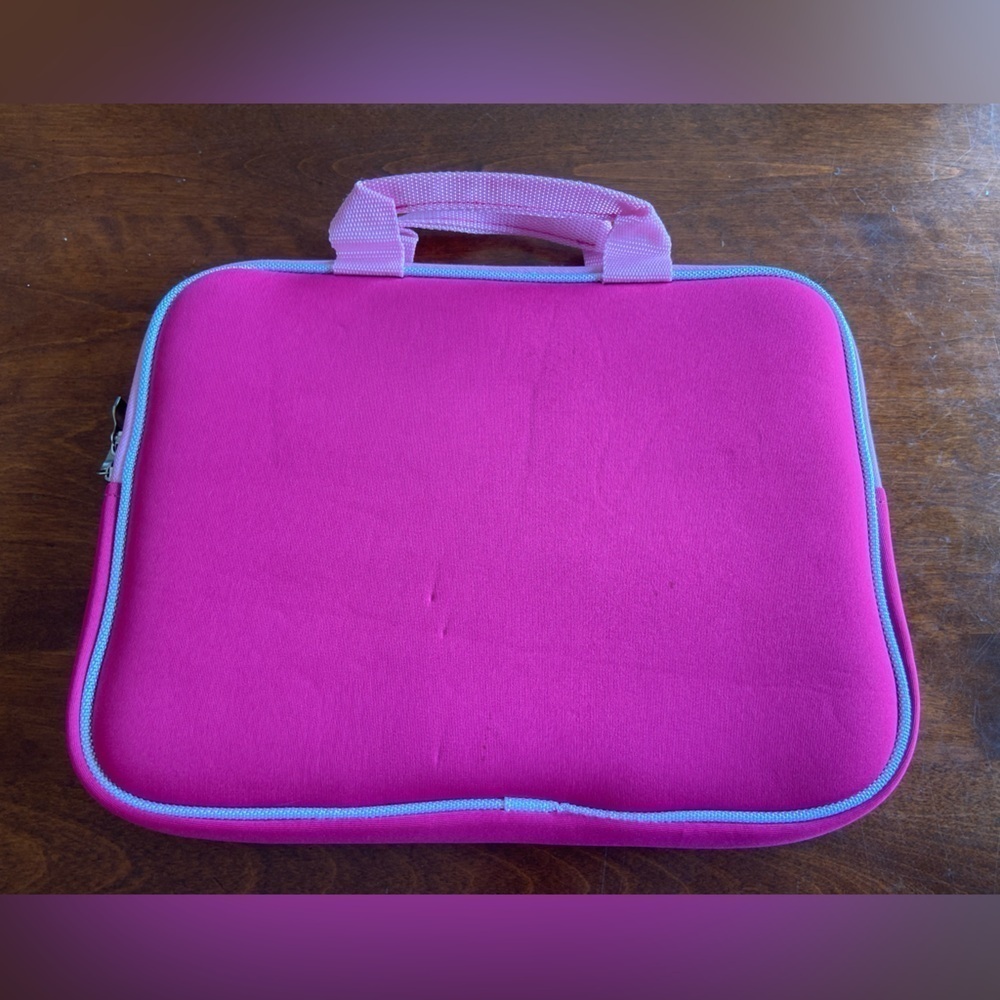 Hello Kitty Pink Neoprene Tablet Case Padded Protector - Picture 4 of 8